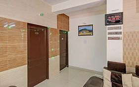 Hotel O Ginger Grass